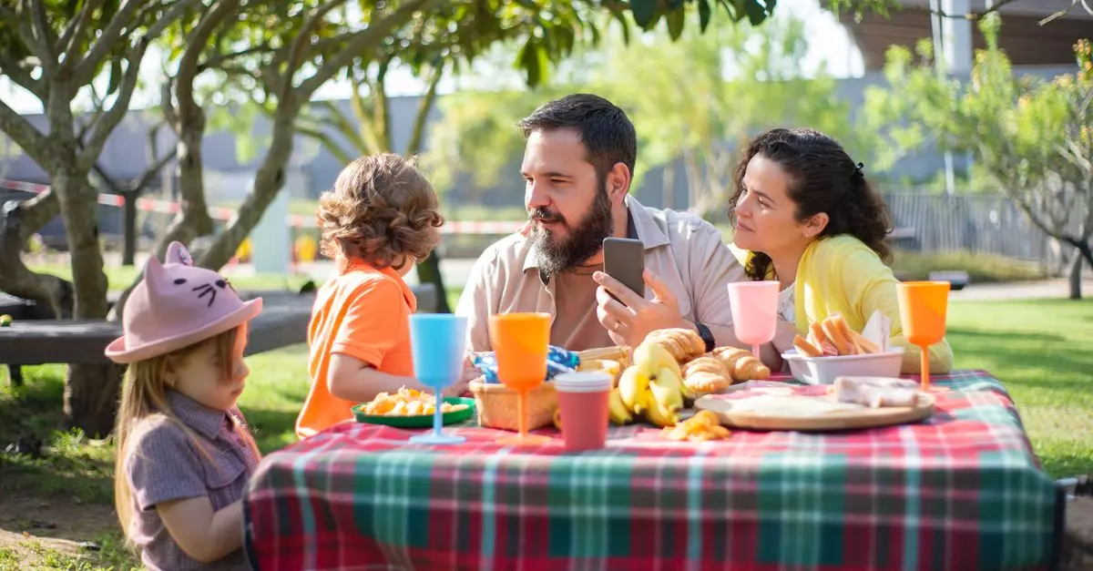 10 Delightful Outdoor Activities to Experience with Family