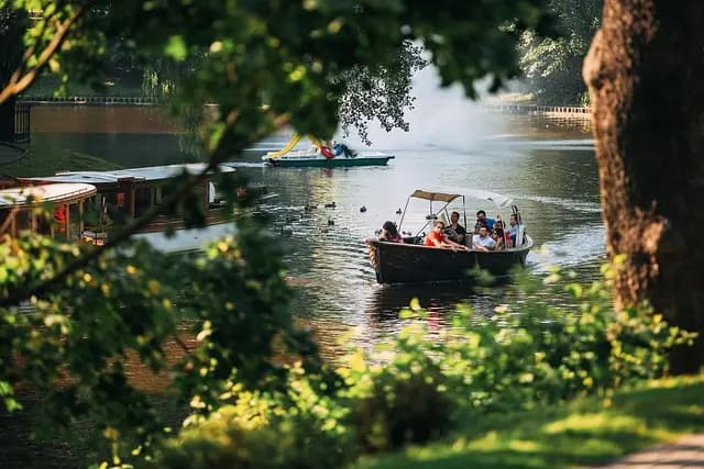 Top 10 Fun Activities for All Ages in the UK