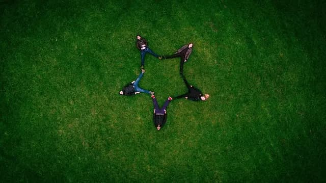 Top 10 Fun Activities to Experience with Friends in the UK