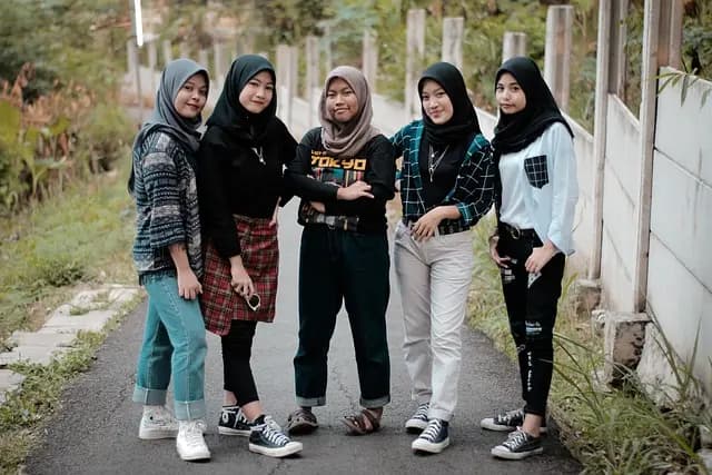 Top 10 Fun Activities to Experience with Friends