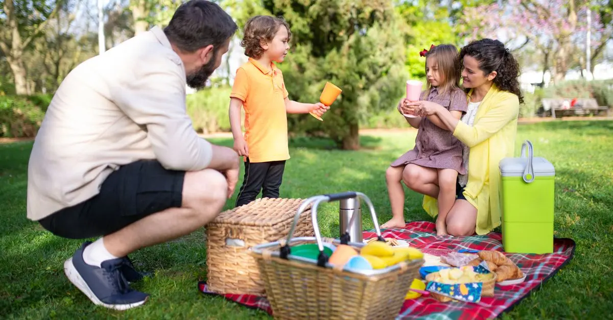 Top 10 Fun Family Activities to Enjoy Together