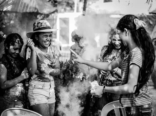 10 Unique Fun Activities to Experience with Your Family