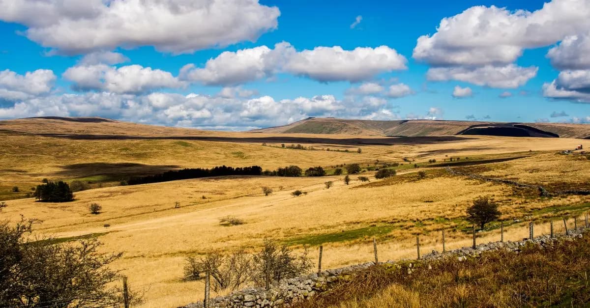 10 Unforgettable Outdoor Adventures to Experience in the UK