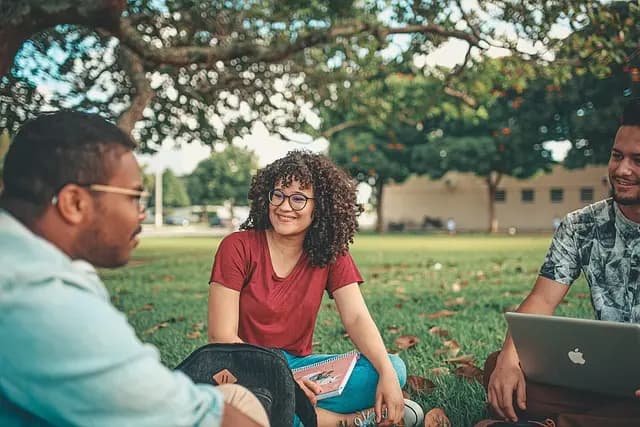 10 Fun Activities to Try with Friends in the UK